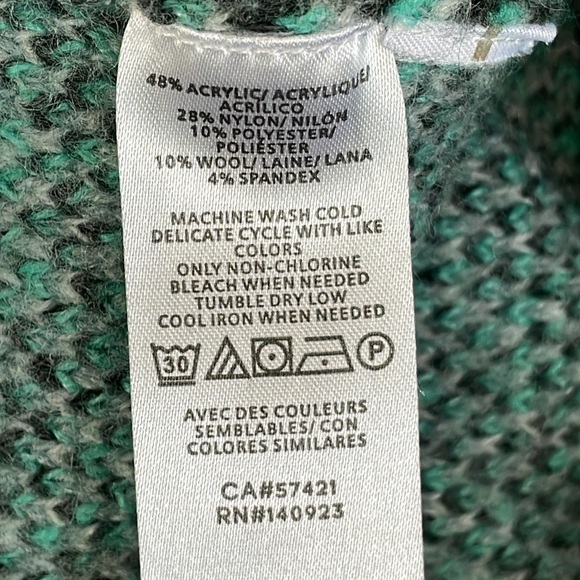 Loft Leopard Print Relaxed V-Neck Sweater - Picture 6 of 6